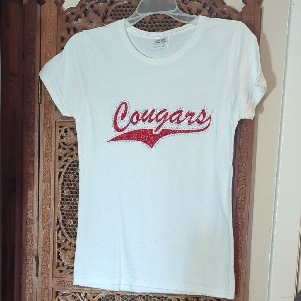 White T-Shirt with Red Glitter 'Cougars' Design University Of Houston New